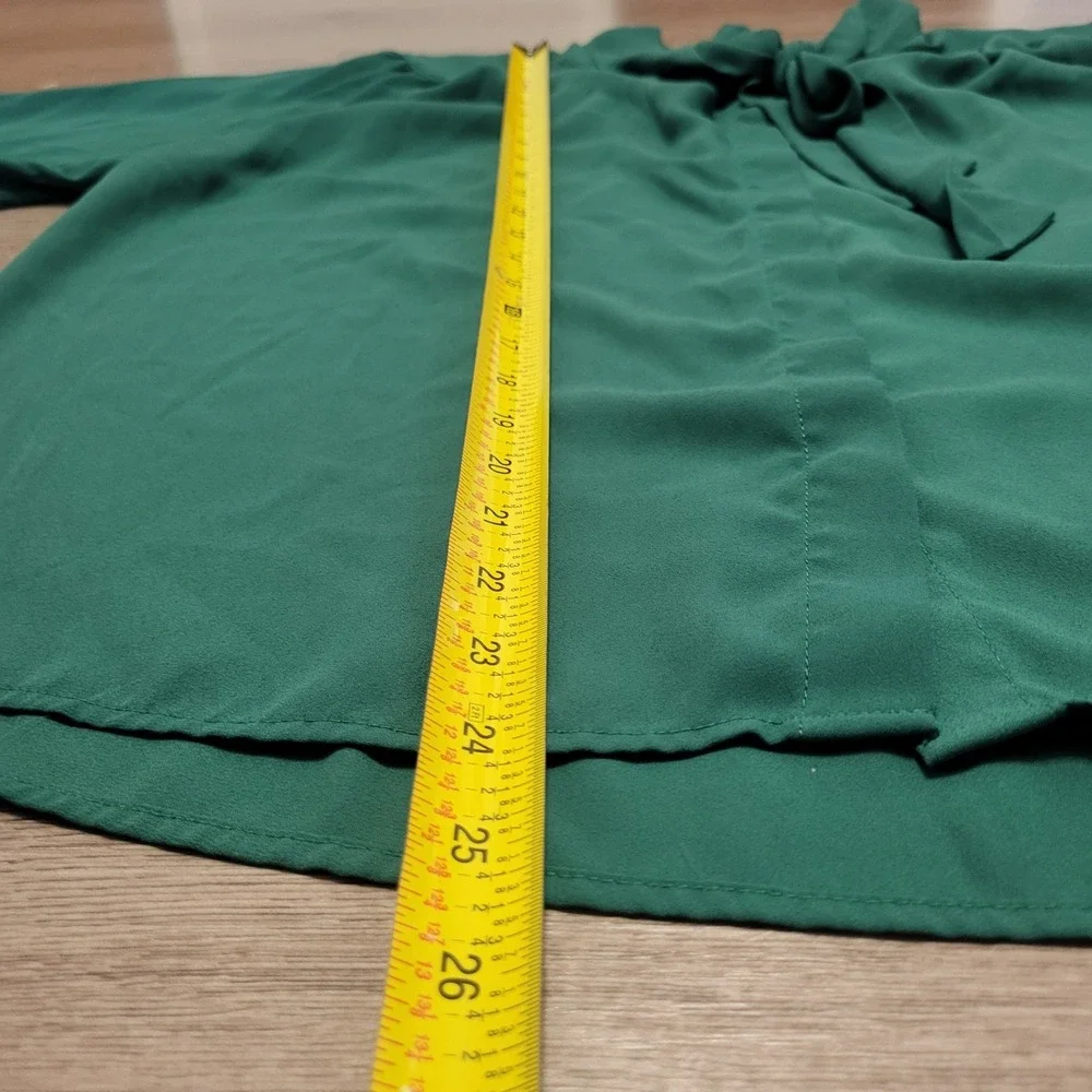 ModCloth Womens Emerald Green Tie Neck Flutter Sleeve Blouse Medium Retro Top - Picture 2 of 6